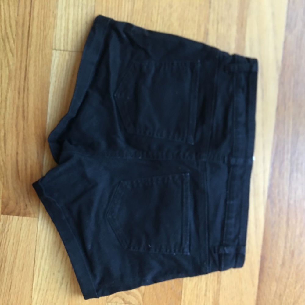 H&M Shorts - Picture 7 of 9